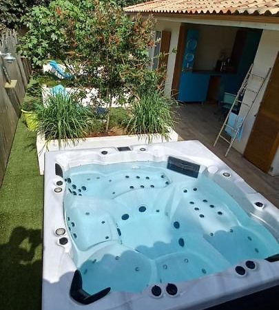 Chambre Chez L'Habitant Avec Spa Et Petit-Dejeuner En Lisiere De Foret Le Teich Exterior photo